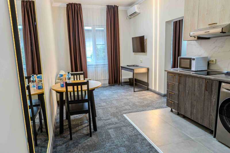 One-room apartment with a kitchenette