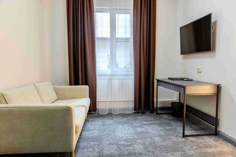 One-room apartment with a kitchenette